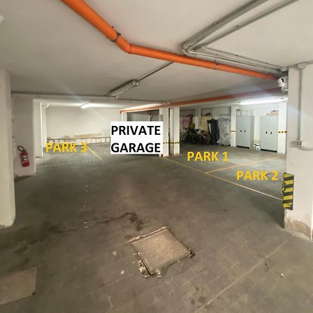 Fashion Apartment Gold Bologna With Jacuzzi & Car Garage Buitenkant foto