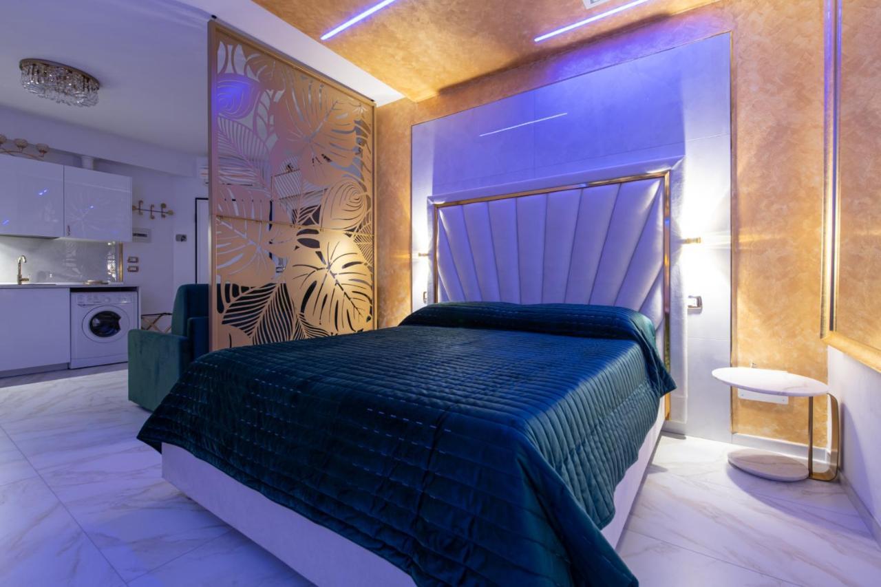 Fashion Apartment Gold Bologna With Jacuzzi & Car Garage Buitenkant foto